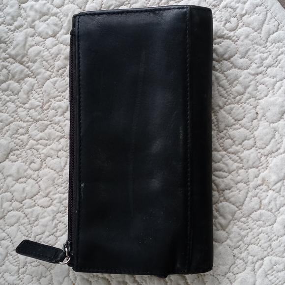 FOSSIL BLACK LEATHER TRIFOLD WALLETT - Picture 2 of 6